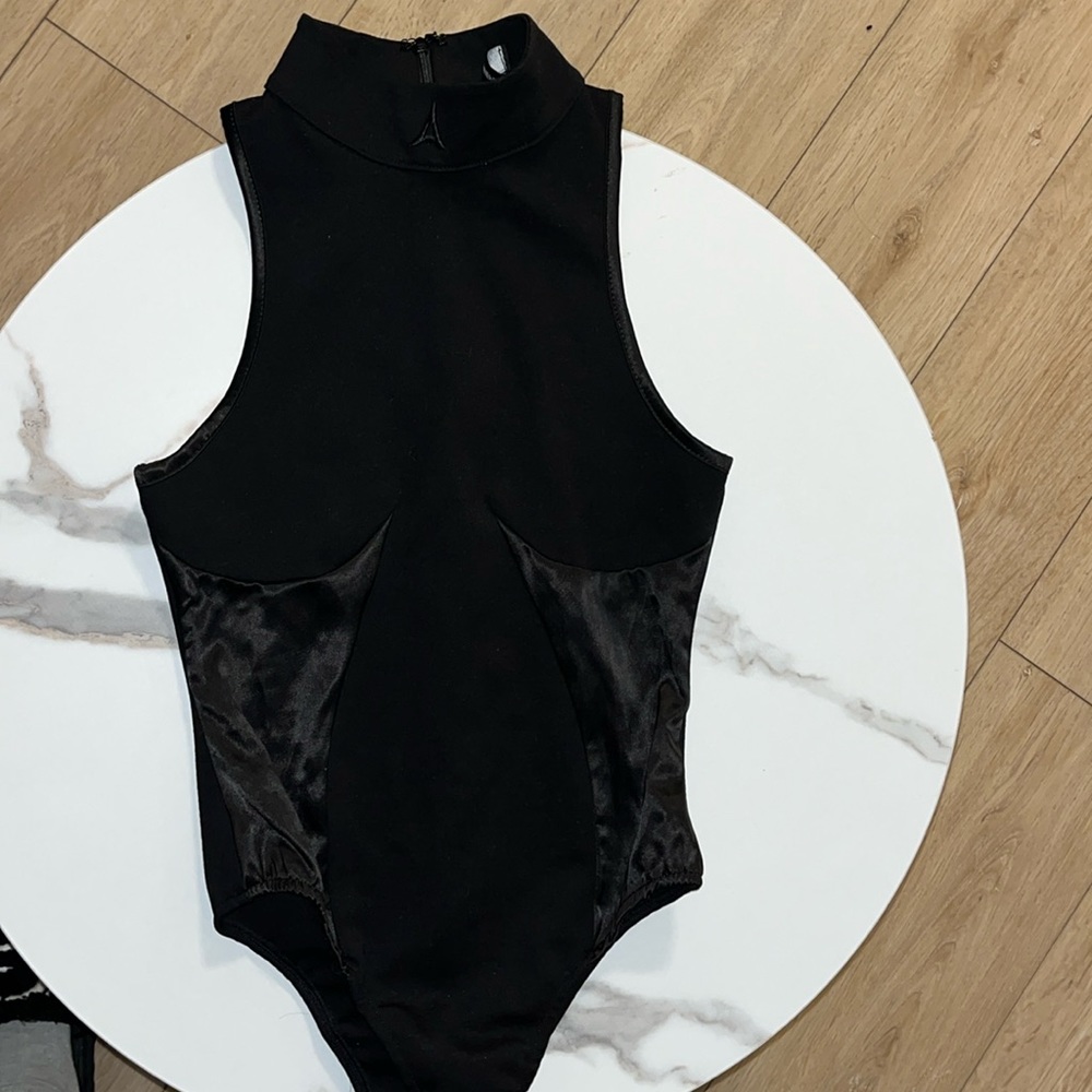 NEVER WORNED MANIERE DEVOIR BODYSUIT